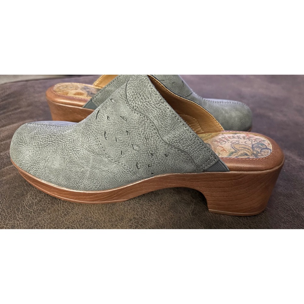 Earthy Boho b.o.c. Born Concept Slate Clogs Faux Leather Platform Mules Heel 10M